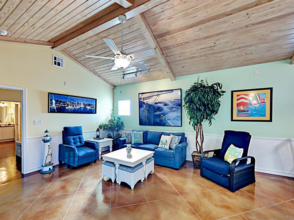 Sail Away At Pirate'S Bay Unit 113 Apartment Port Aransas Exterior photo